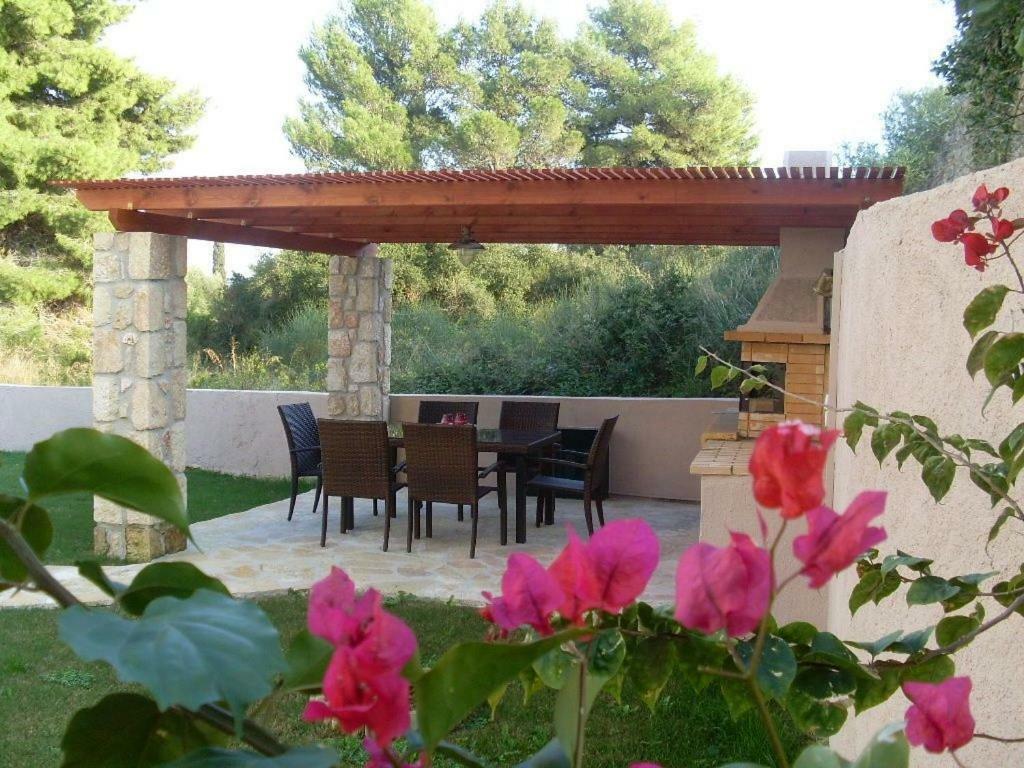 Villa Amelia Metaxáta Exterior foto